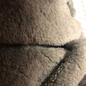 Meet your Posher, Ella